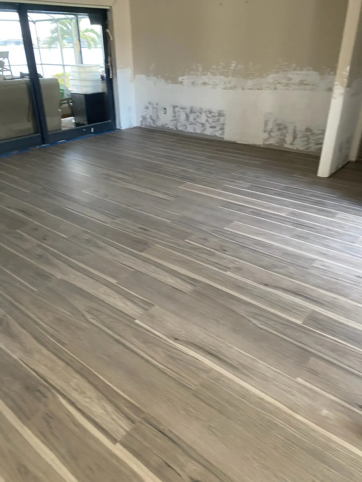Vinyl plank (LVP) by Rauen Floor