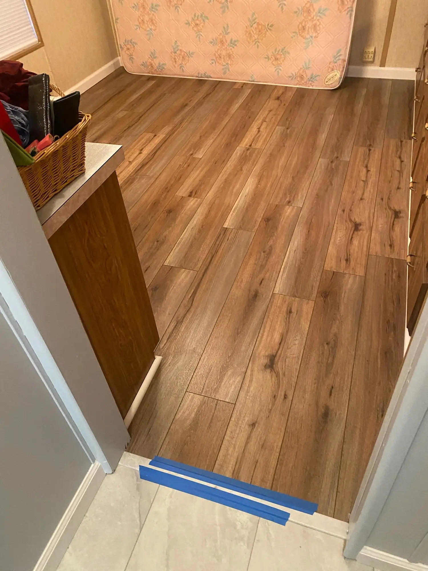 Stone-look vinyl tile in the kitchen